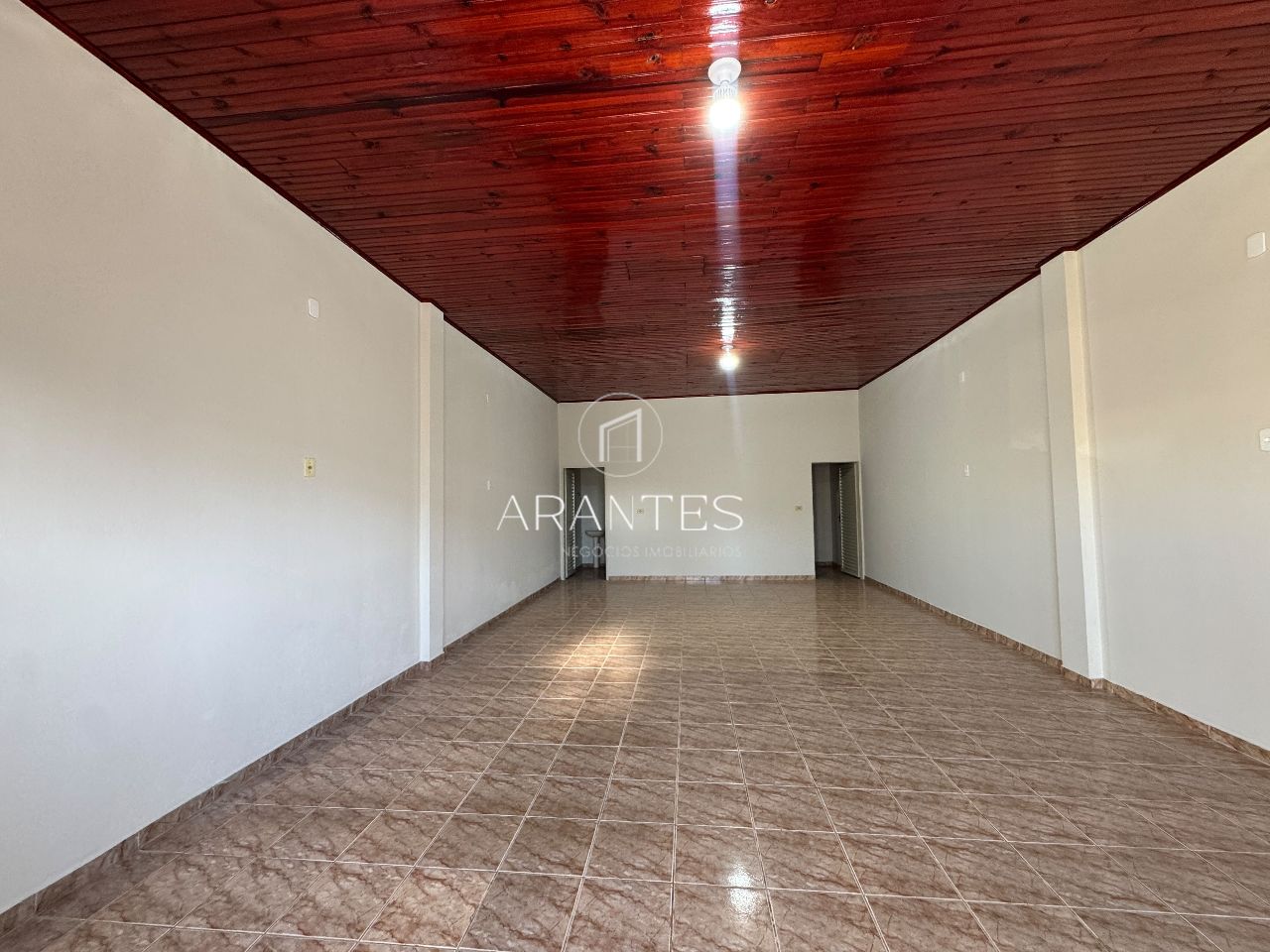 Foto de SALÃO COMERCIAL PARA LOCAÇÃO EM INOCÊNCIA-MS em CENTRO, Inocência