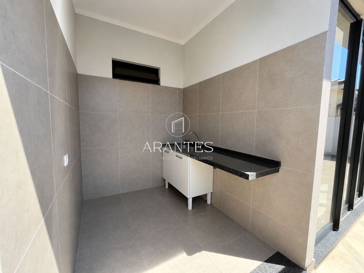 Foto de CASA À VENDA COM EXCELENTE LOCALIZAÇÃO em Vila Nova, Três Lagoas