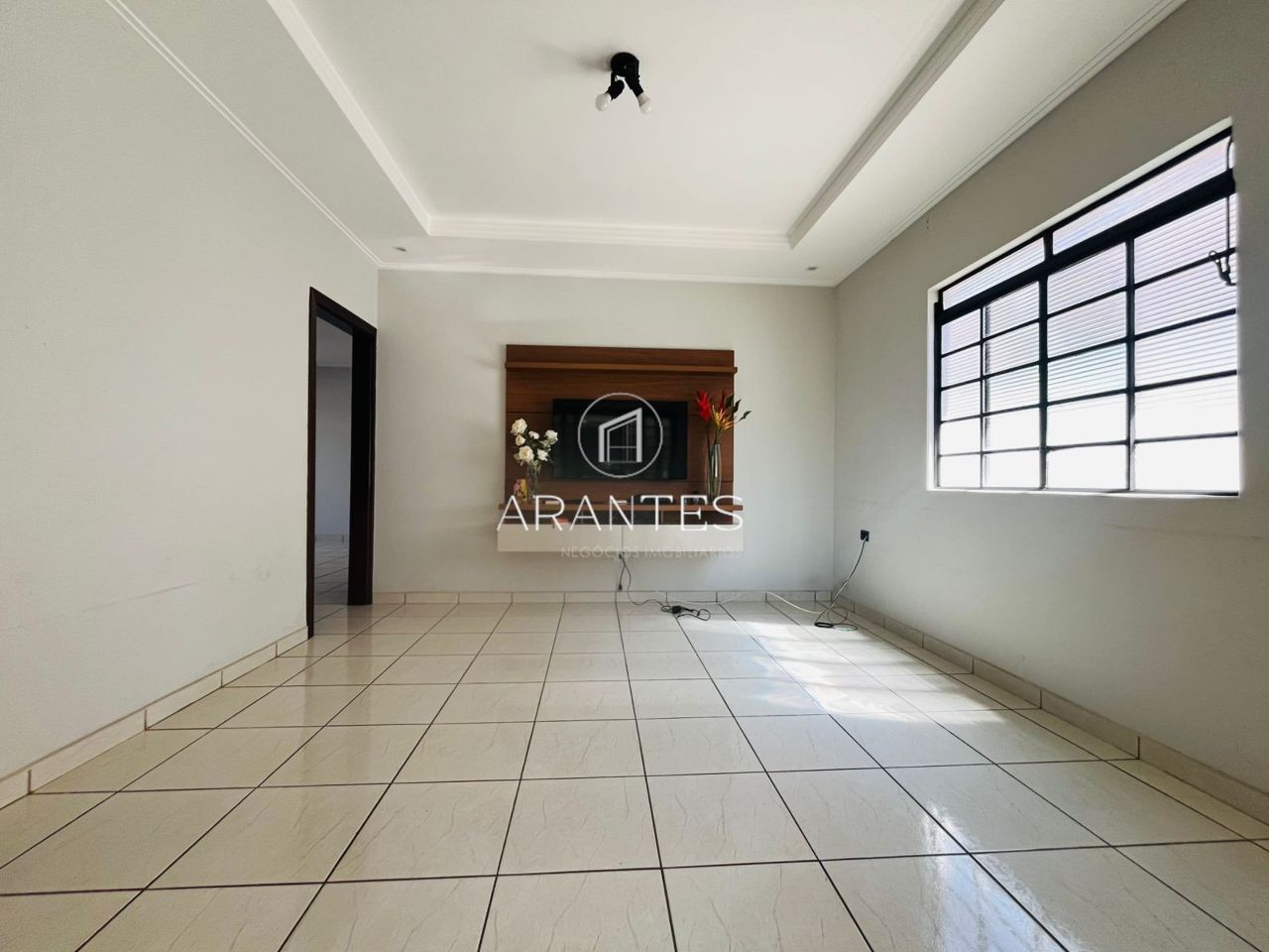 Foto de CASA À VENDA COM EXCELENTE LOCALIZAÇÃO em Vila Nova, Três Lagoas