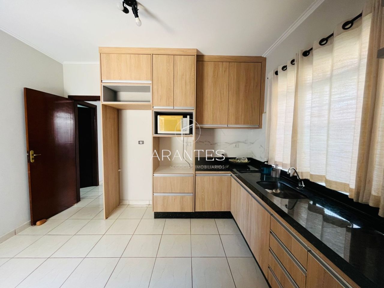 Foto de CASA À VENDA COM EXCELENTE LOCALIZAÇÃO em Vila Nova, Três Lagoas
