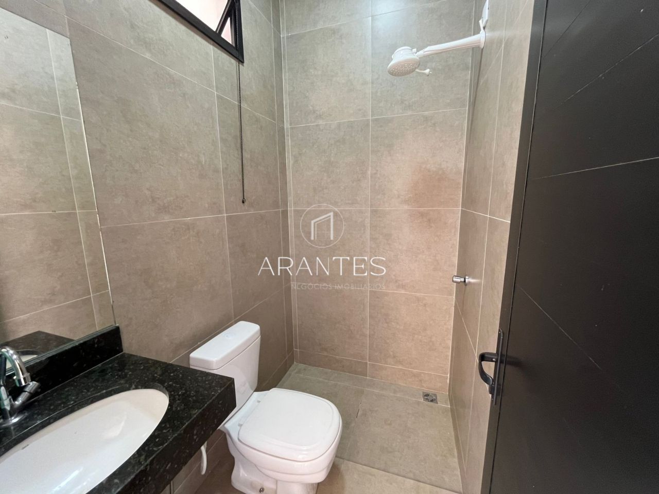 Foto de CASA À VENDA COM EXCELENTE LOCALIZAÇÃO em Vila Nova, Três Lagoas