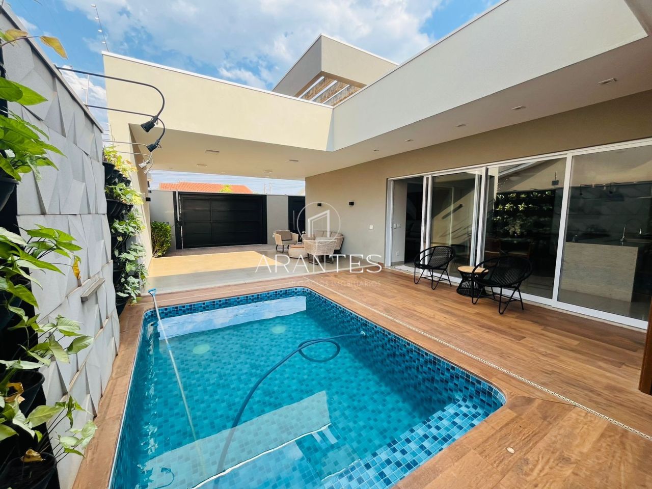 Foto de UMA CASA PERFEITA À VENDA NO COLINOS em Colinos, Três Lagoas