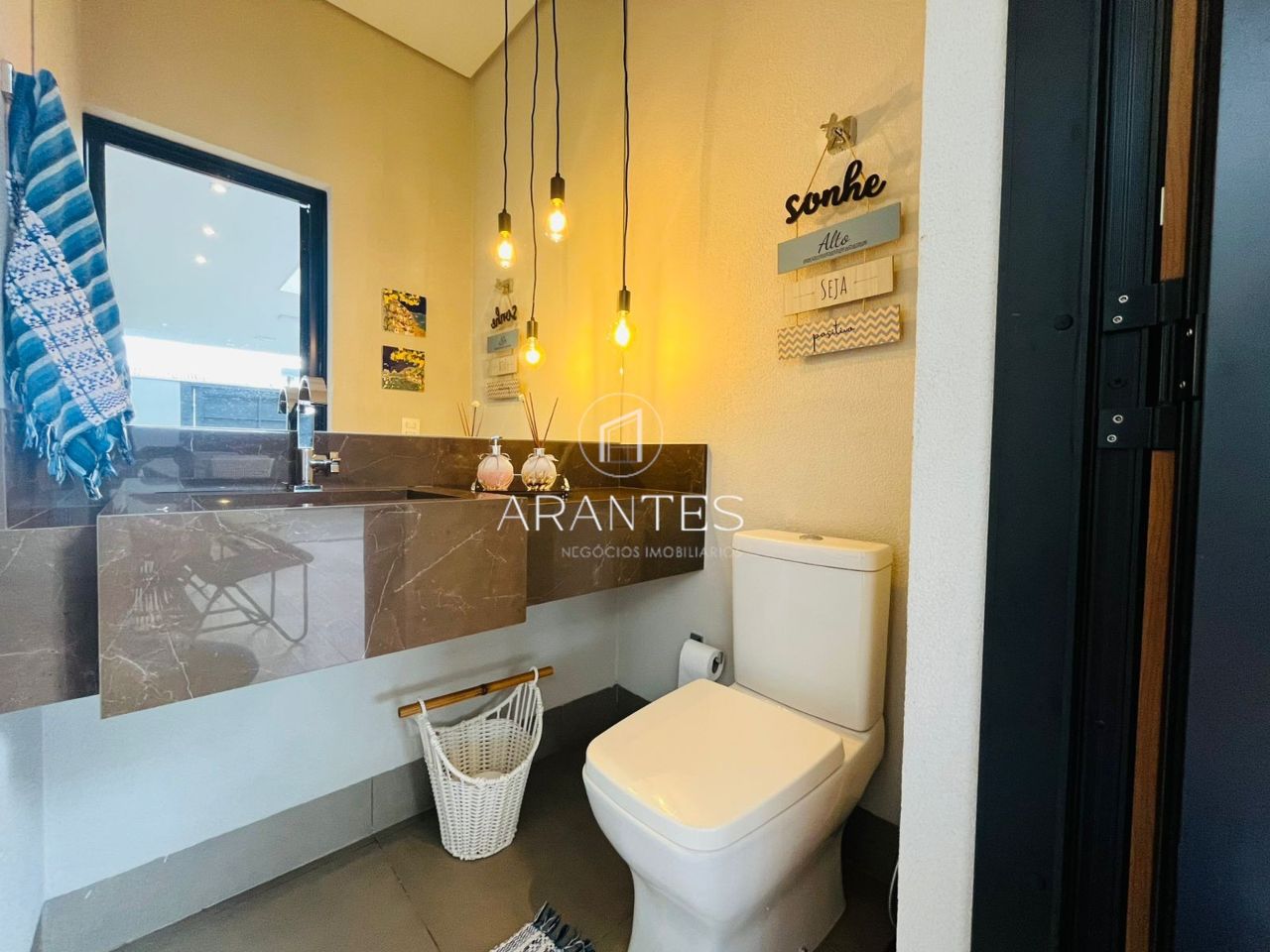 Foto de UMA CASA PERFEITA À VENDA NO COLINOS em Colinos, Três Lagoas