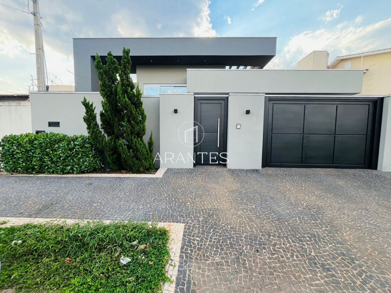 Foto de UMA CASA PERFEITA À VENDA NO COLINOS em Colinos, Três Lagoas