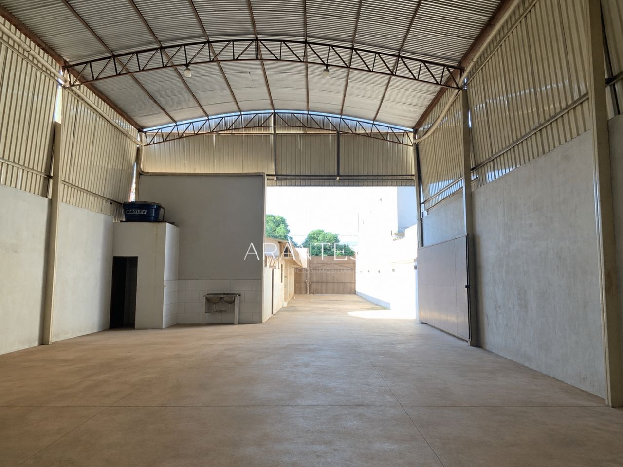 Foto de GALPÃO PARA LOCAÇÃO - VILA SANTANA em Jardim Novo Aeroporto, Três Lagoas