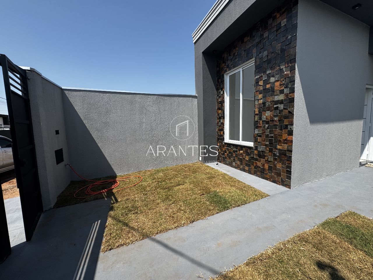Foto de CASA AMPLA NO BAIRRO SANTA HELENA C\SUITE  em SANTA HELENA, Três Lagoas
