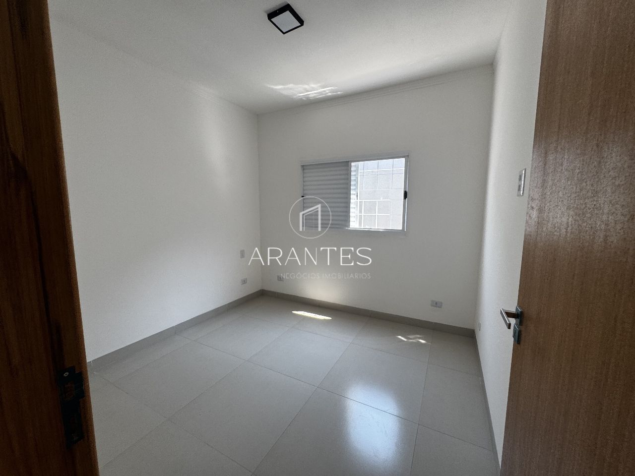 Foto de CASA AMPLA NO BAIRRO SANTA HELENA C\SUITE  em SANTA HELENA, Três Lagoas