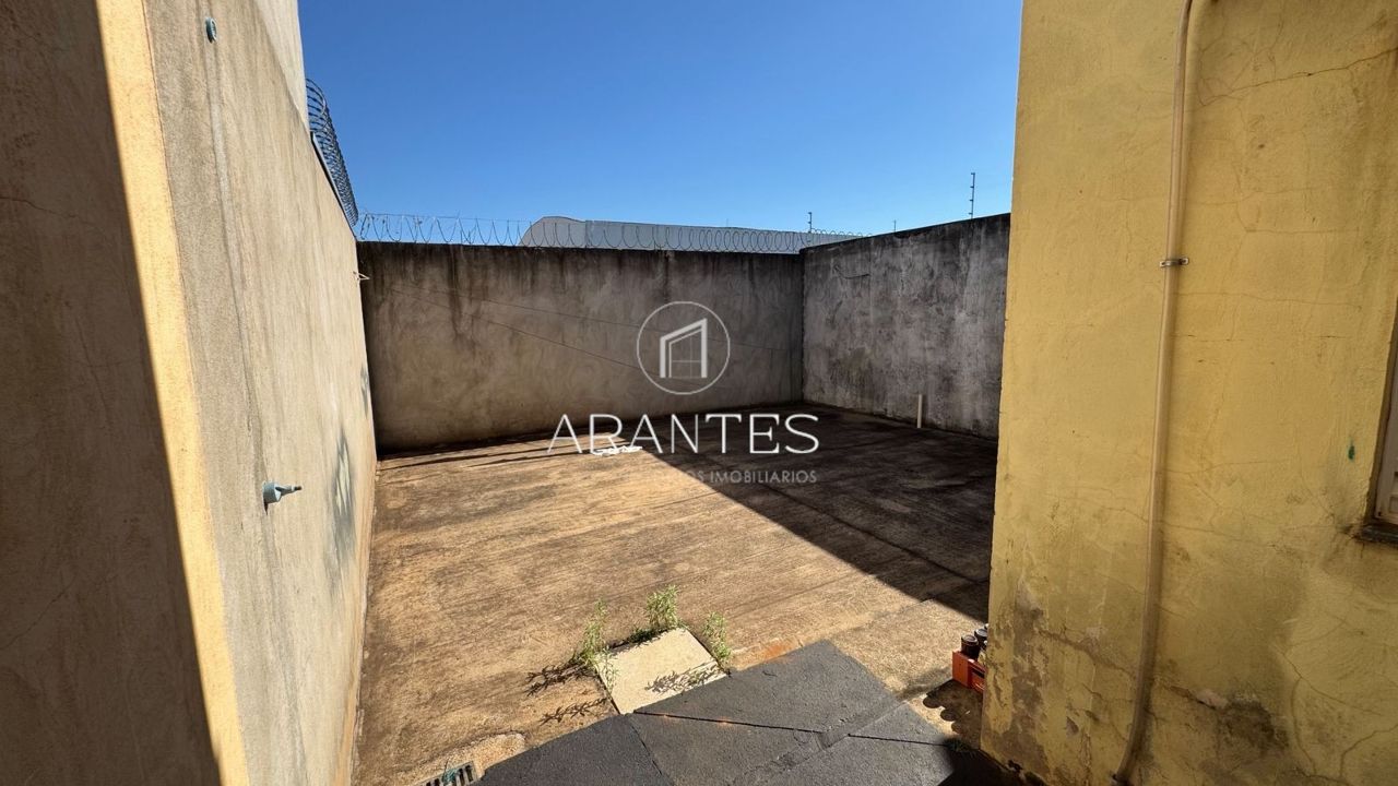 Foto de Casa a venda no bairro São Carlos em Parque São Carlos, Três Lagoas