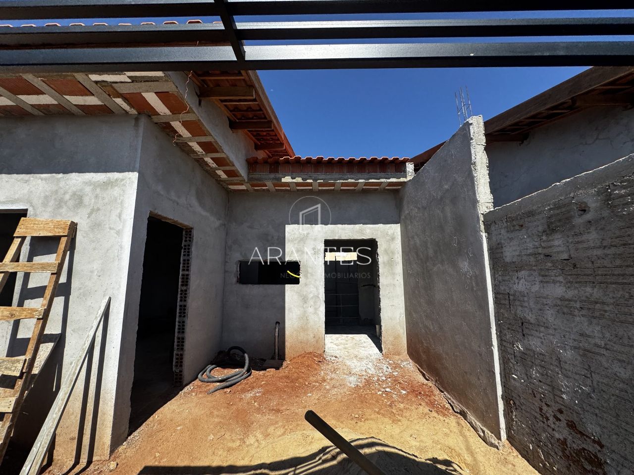 Foto de CASA NO BAIRRO NOVA CALIFORNIA 2 QUARTOS C\SUITE em nova california, Três Lagoas