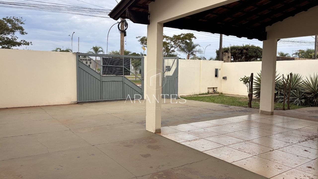 Foto de ?? Casa à venda na Avenida Rosário Congro – Colinos podendo ser comercial . em Colinos, Três Lagoas