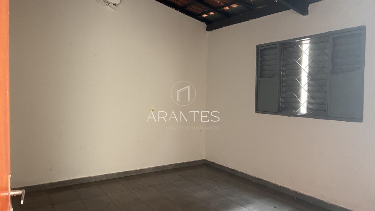 Foto de ?? Casa à venda na Avenida Rosário Congro – Colinos podendo ser comercial . em Colinos, Três Lagoas