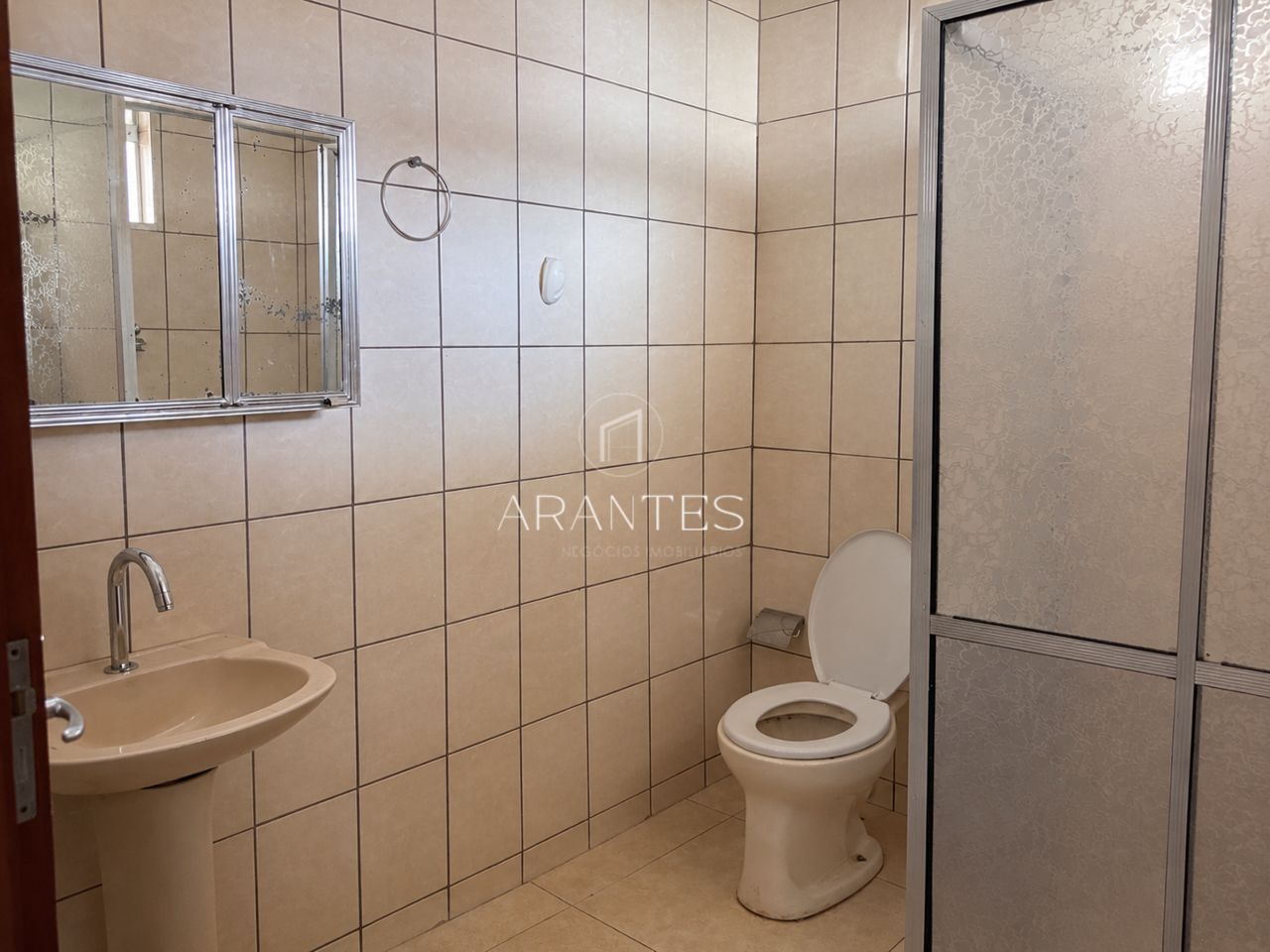 Foto de ?? Casa à venda na Avenida Rosário Congro – Colinos podendo ser comercial . em Colinos, Três Lagoas