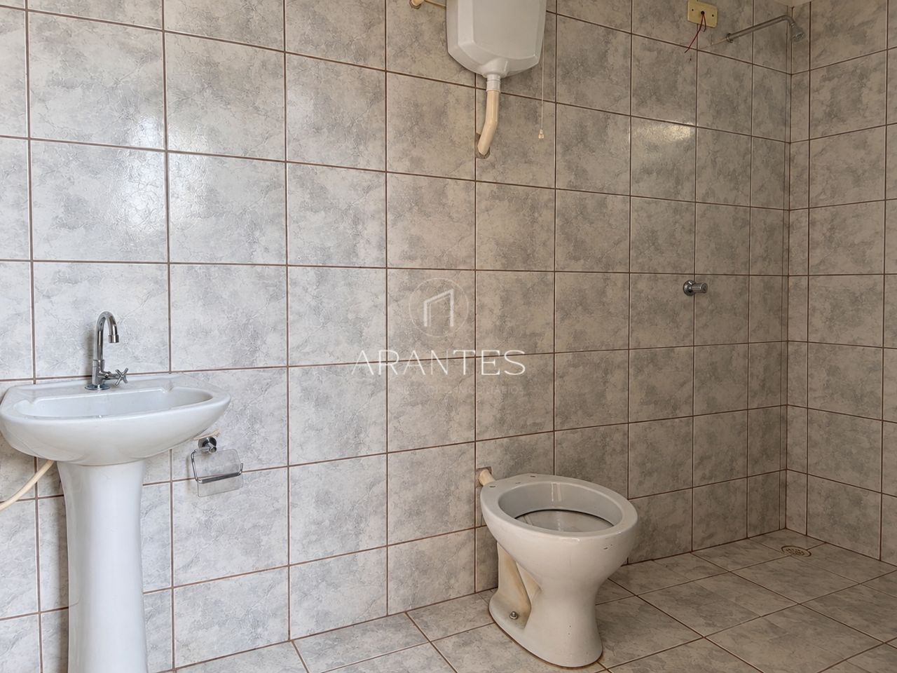 Foto de ?? Casa à venda na Avenida Rosário Congro – Colinos podendo ser comercial . em Colinos, Três Lagoas