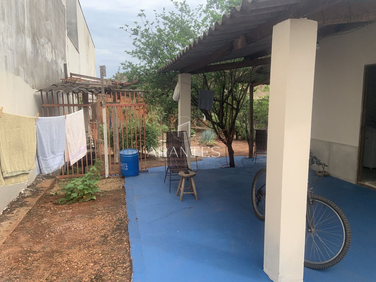 Foto de CASA À VENDA COM TERRENO E SALÃO COMERCIAL. em Av. Ranunpho Marques Leal, Três Lagoas