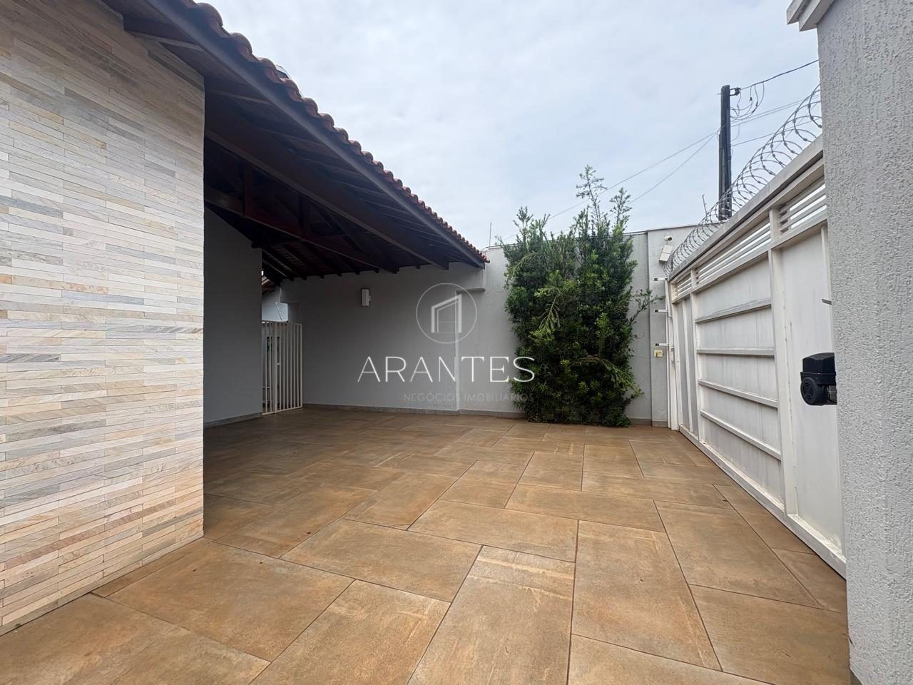 Foto de CASA AMPLA E SOFISTICADA À VENDA NO JARDIM DOS IPES I em JARDIM DOS IPES 1, Três Lagoas