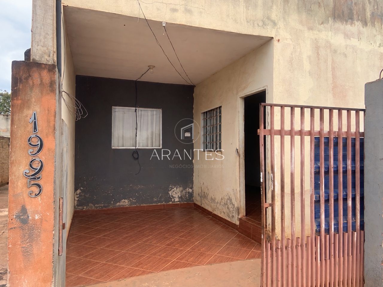 Foto de CASA À VENDA - JD. DAS VIOLETAS em Jardim das Violetas, Três Lagoas