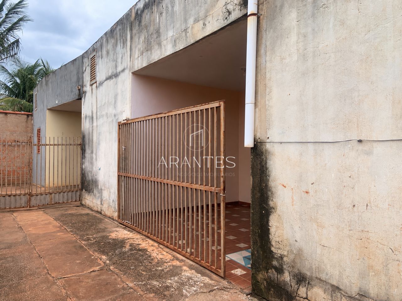 Foto de CASA À VENDA - JD. DAS VIOLETAS em Jardim das Violetas, Três Lagoas