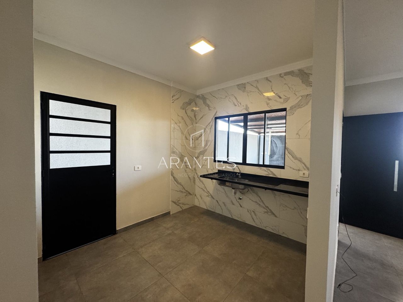 Foto de CASA À VENDA - CONDOMÍNIO ALTO CAPIVARI em Jardim Progresso, Três Lagoas