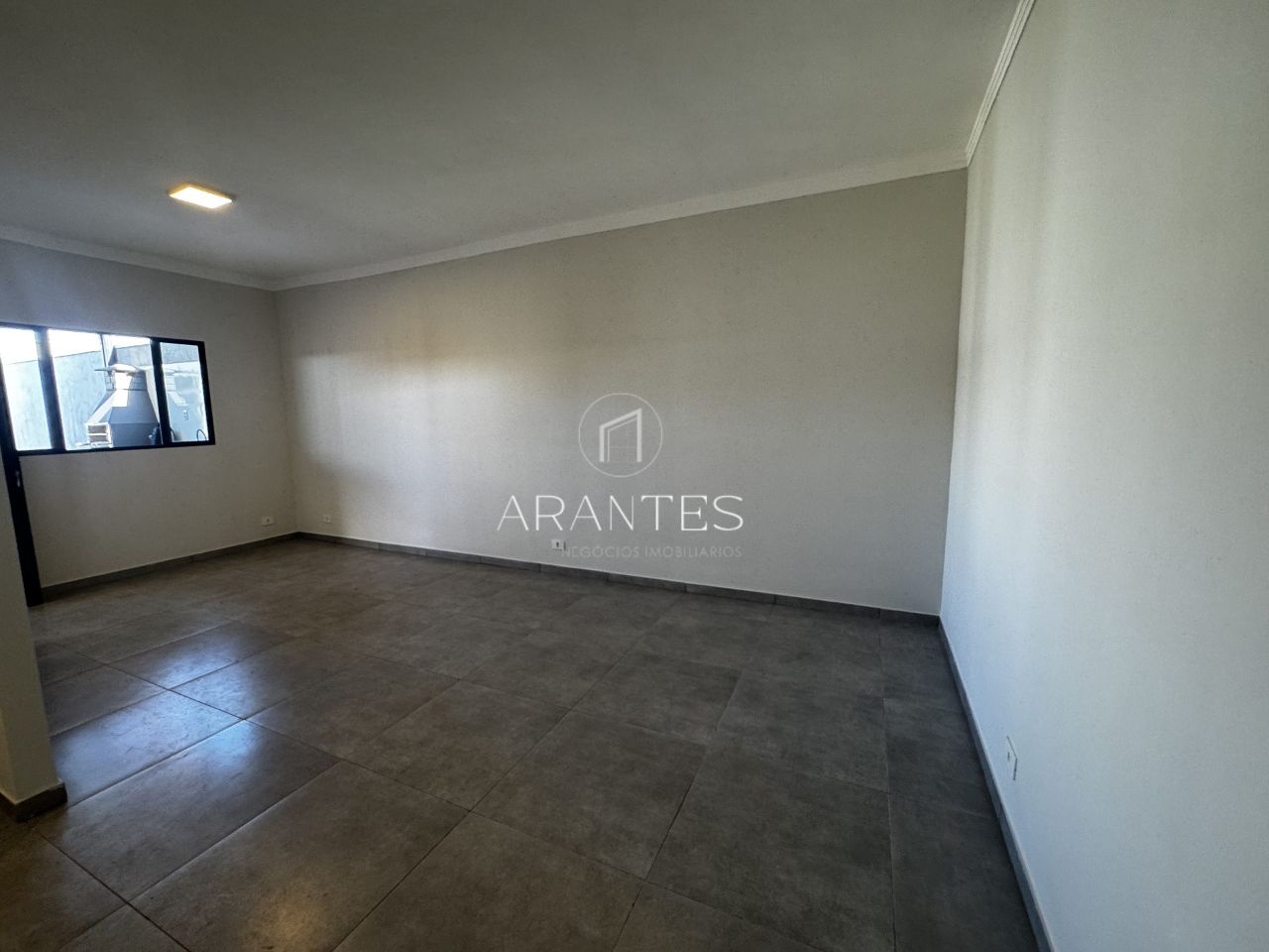 Foto de CASA À VENDA - CONDOMÍNIO ALTO CAPIVARI em Jardim Progresso, Três Lagoas