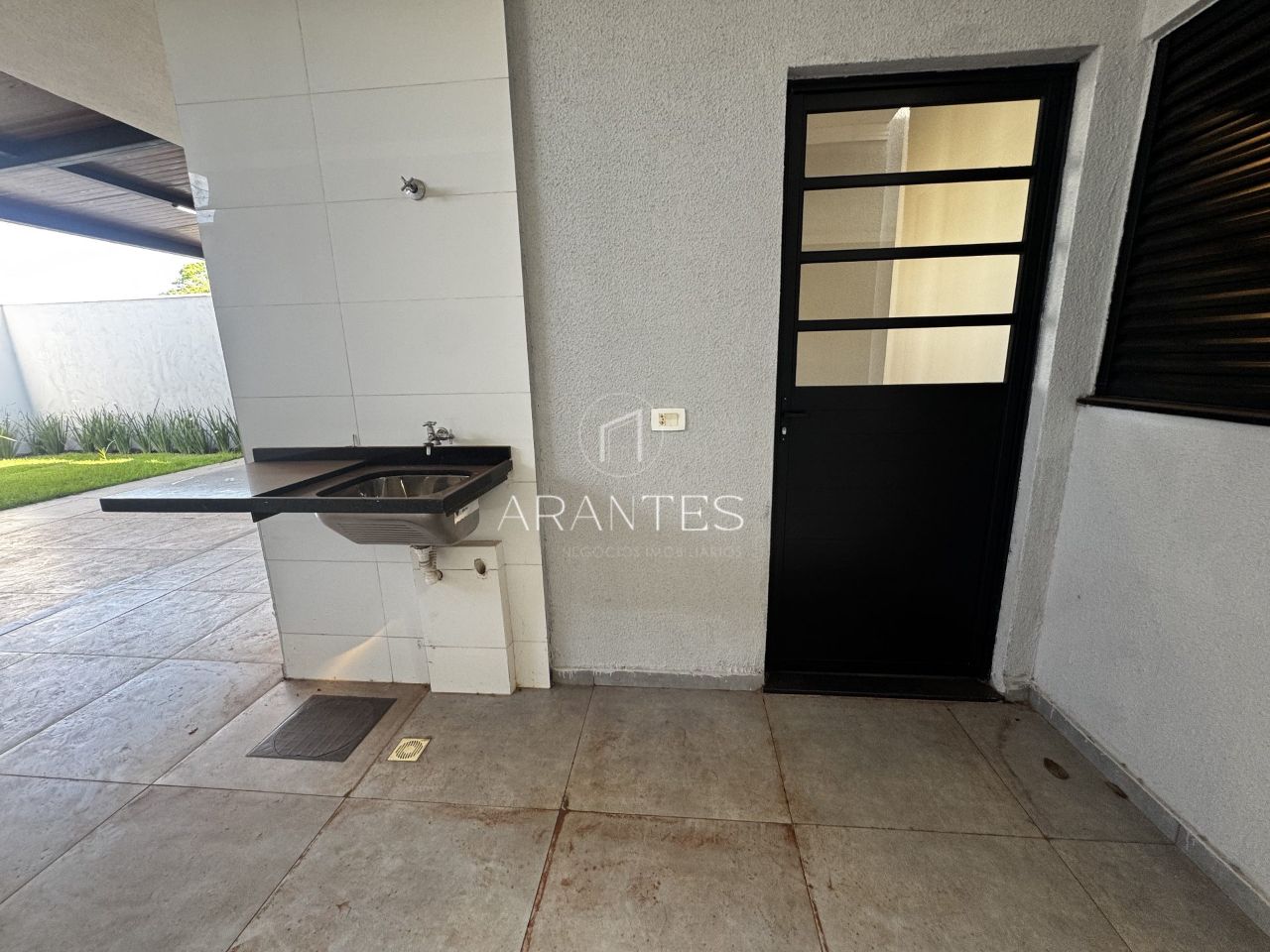 Foto de CASA À VENDA - CONDOMÍNIO ALTO CAPIVARI em Jardim Progresso, Três Lagoas