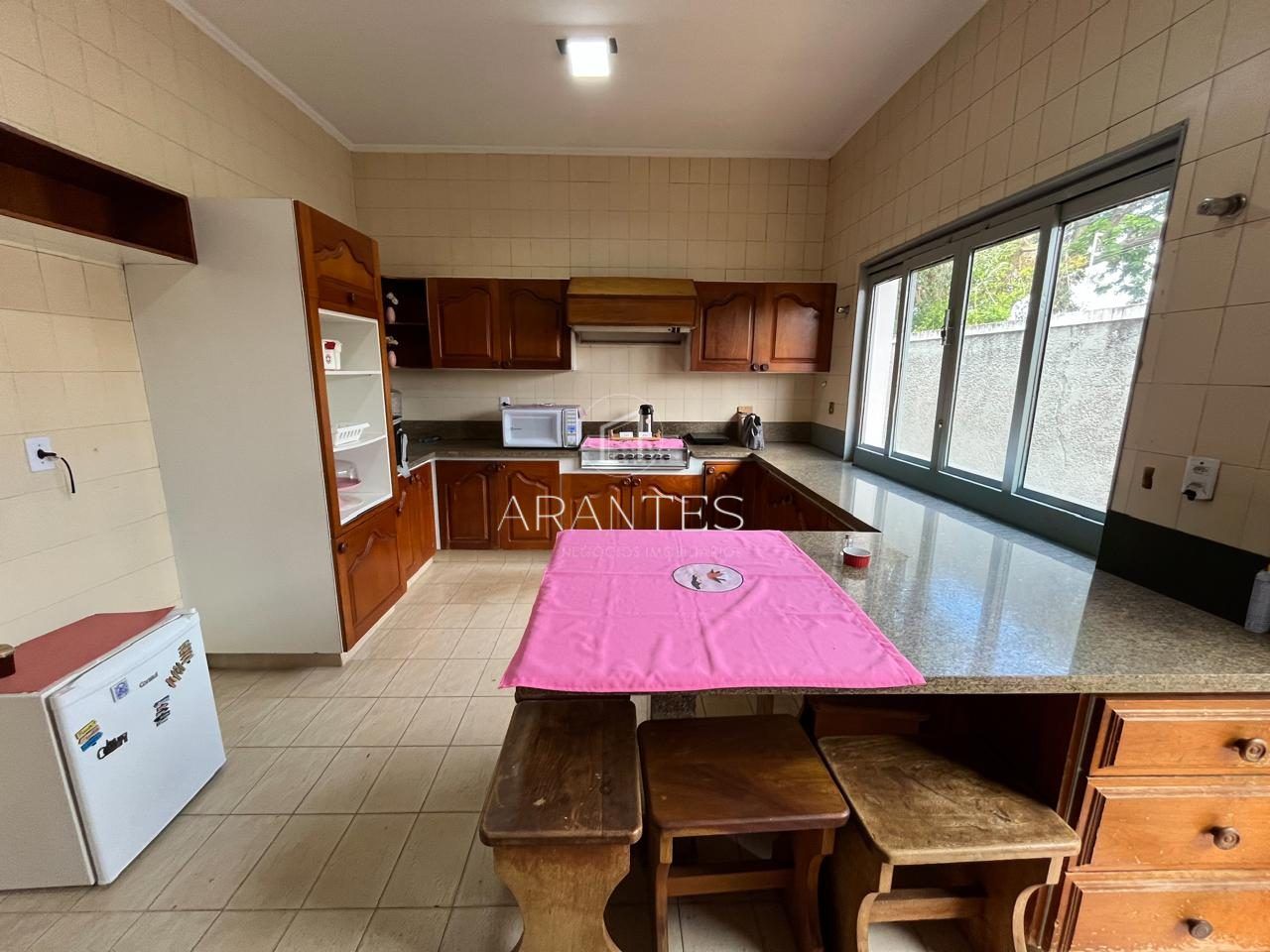 Foto de CASA DE ESQUINA NO COLINOS À VENDA em Colinos, Três Lagoas