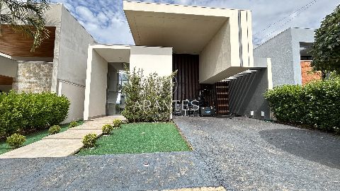 Casa belíssima no Village disponível para venda e locação!