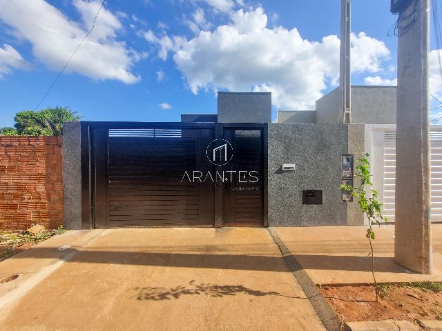Casa à venda no Bairro Jardim Guaporé