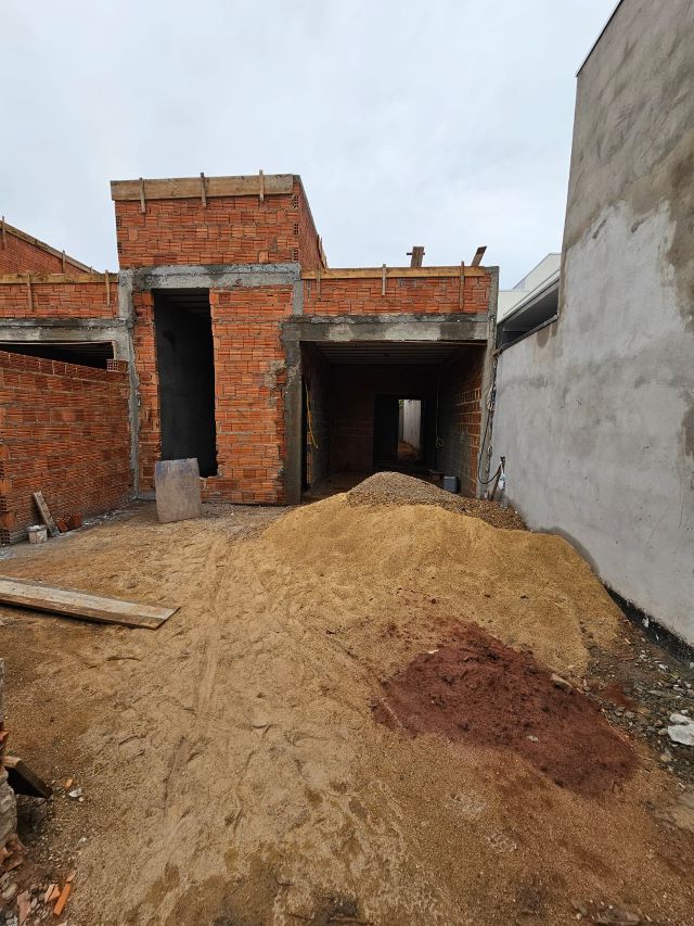 Oportunidade imperdível de casa no Santos Dumont