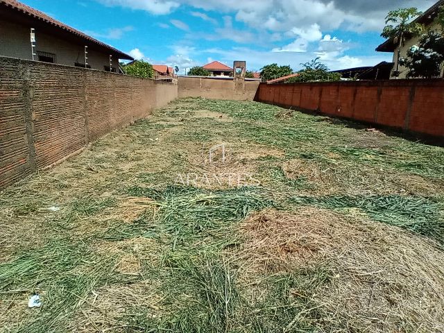 TERRENO NO SANTOS DUMONT À VENDA
