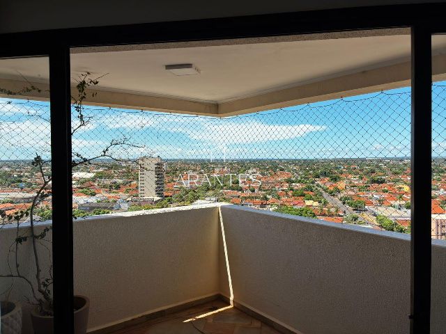 Apartamento 3 qts (1 ste) – Centro – Edifício José Falcão – Sala Ampla + Sacada