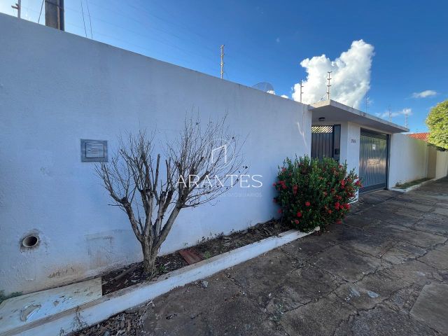 CASA NO BAIRRO COLINOS À VENDA