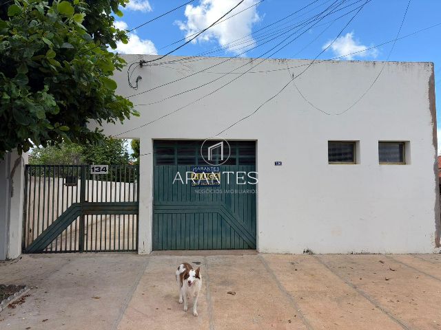 Barracão comercial para locação em excelente localização, próximo à Lagoa Maior.
