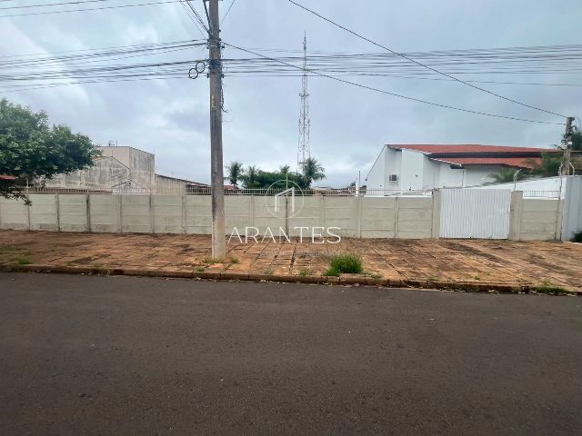 TERRENO DE 1250M2 À VENDA NO SANTOS DUMONT