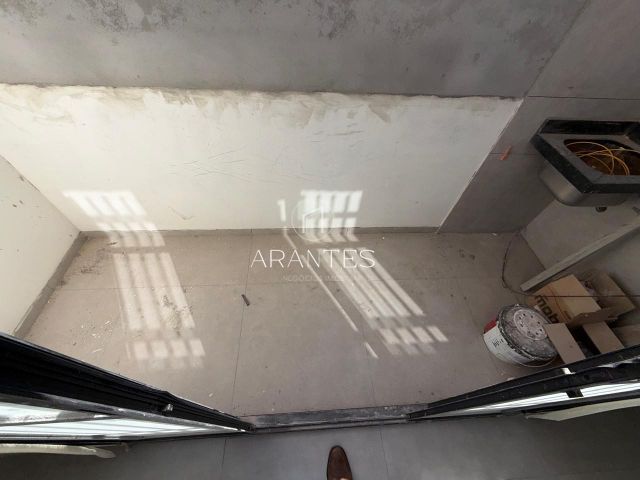 6 LOFTS 