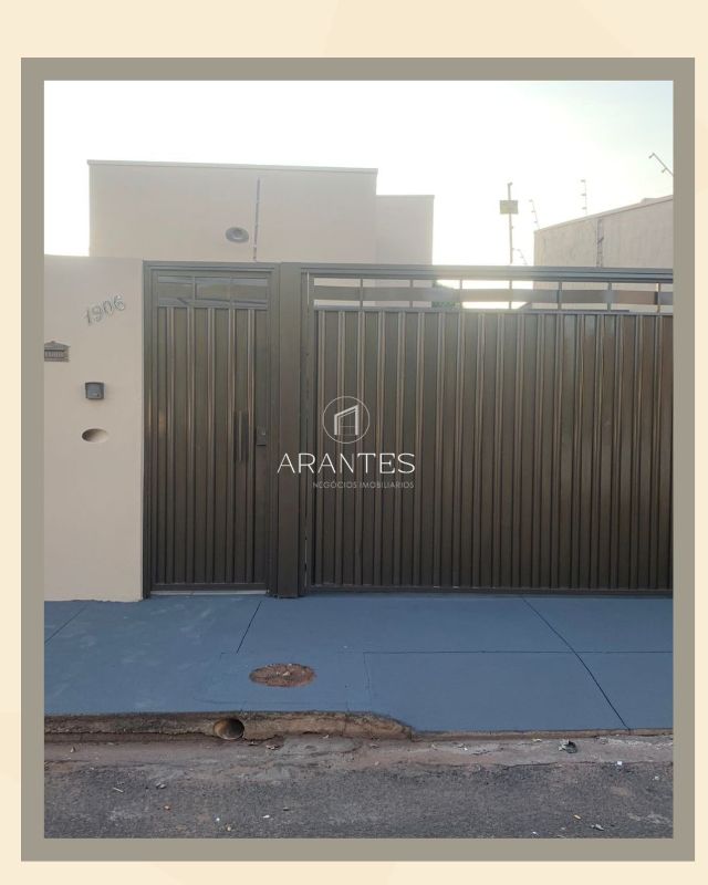 Casa disponível no bairro Carioca  Uma excelente oportunidade para você que busca conforto.