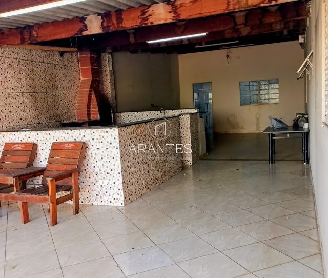 OPORTUNIDADE DE INVESTIMENTO NO BAIRRO PARANAPUNGÁ