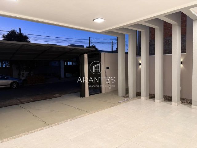 CASA À VENDA NO BAIRRO JARDIM NOVO EUROPA, CONFORTO, MODERNIDADE E EXCELENTE LOCALIZAÇÃO