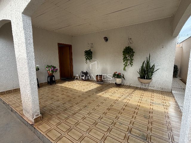 CASA À VENDA COLINOS 500m2 DE TERRENO