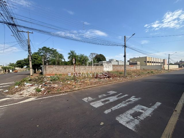 Terreno na Rua João Carrato