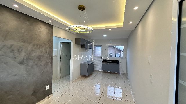 Casa em condomínio fechado no Residencial Bela Vista.