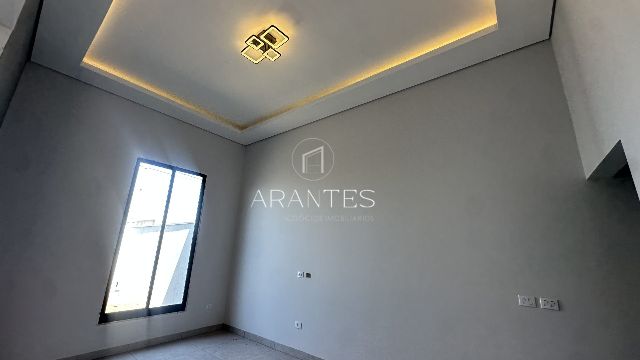 Vende-se casa no bairro Nova Três Lagoas