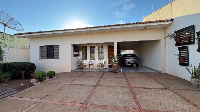 Casa á venda Santos Dumont